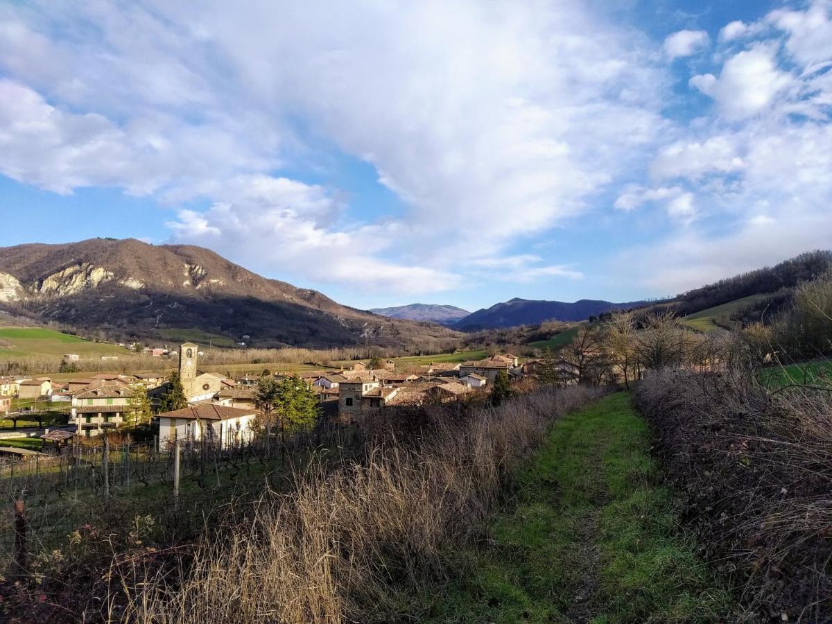 La Pomella Villa Ponte Nizza ภายนอก รูปภาพ
